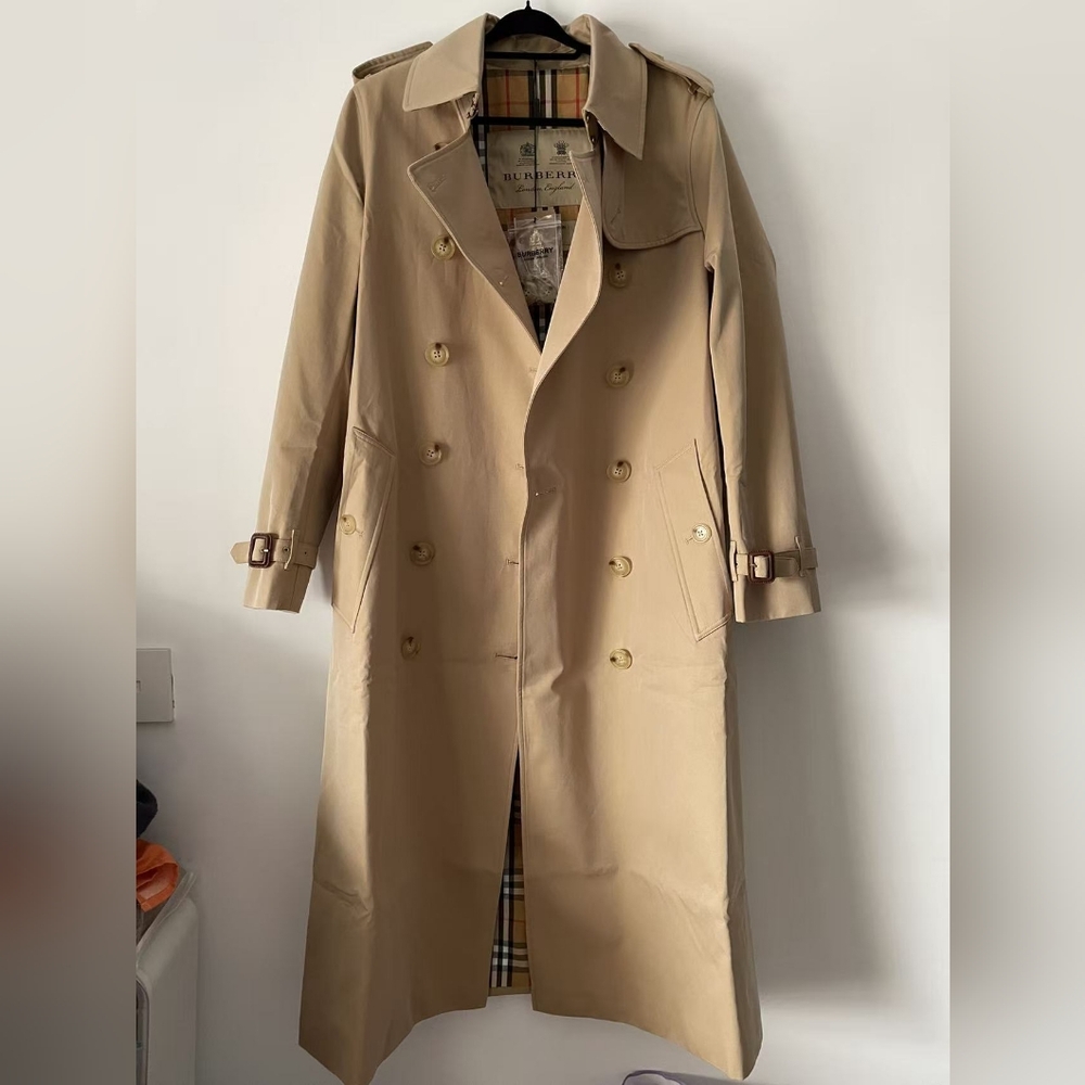 Burberry Tan Trench Coat for Women